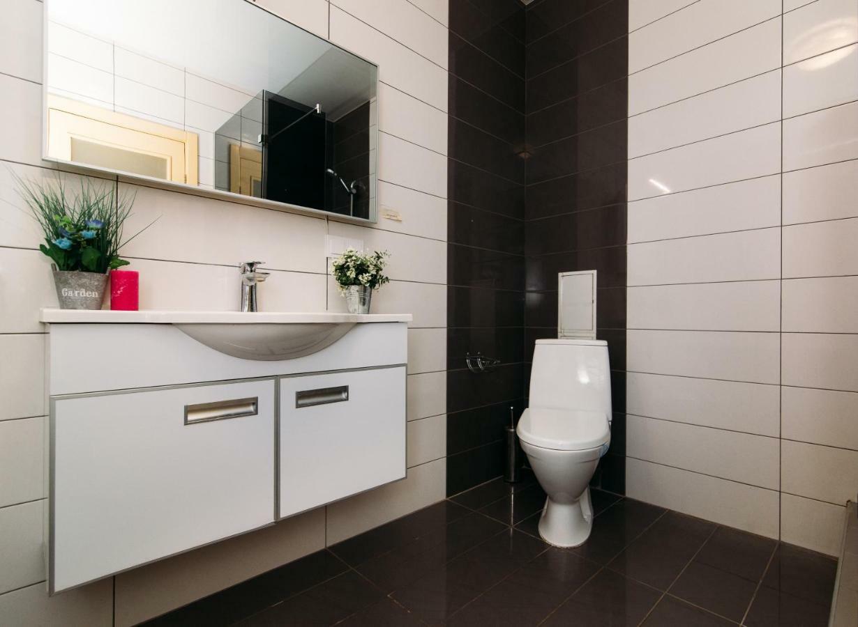 Luxury Studio Apart-Hotel In Centre 2 Room Sumy Bagian luar foto