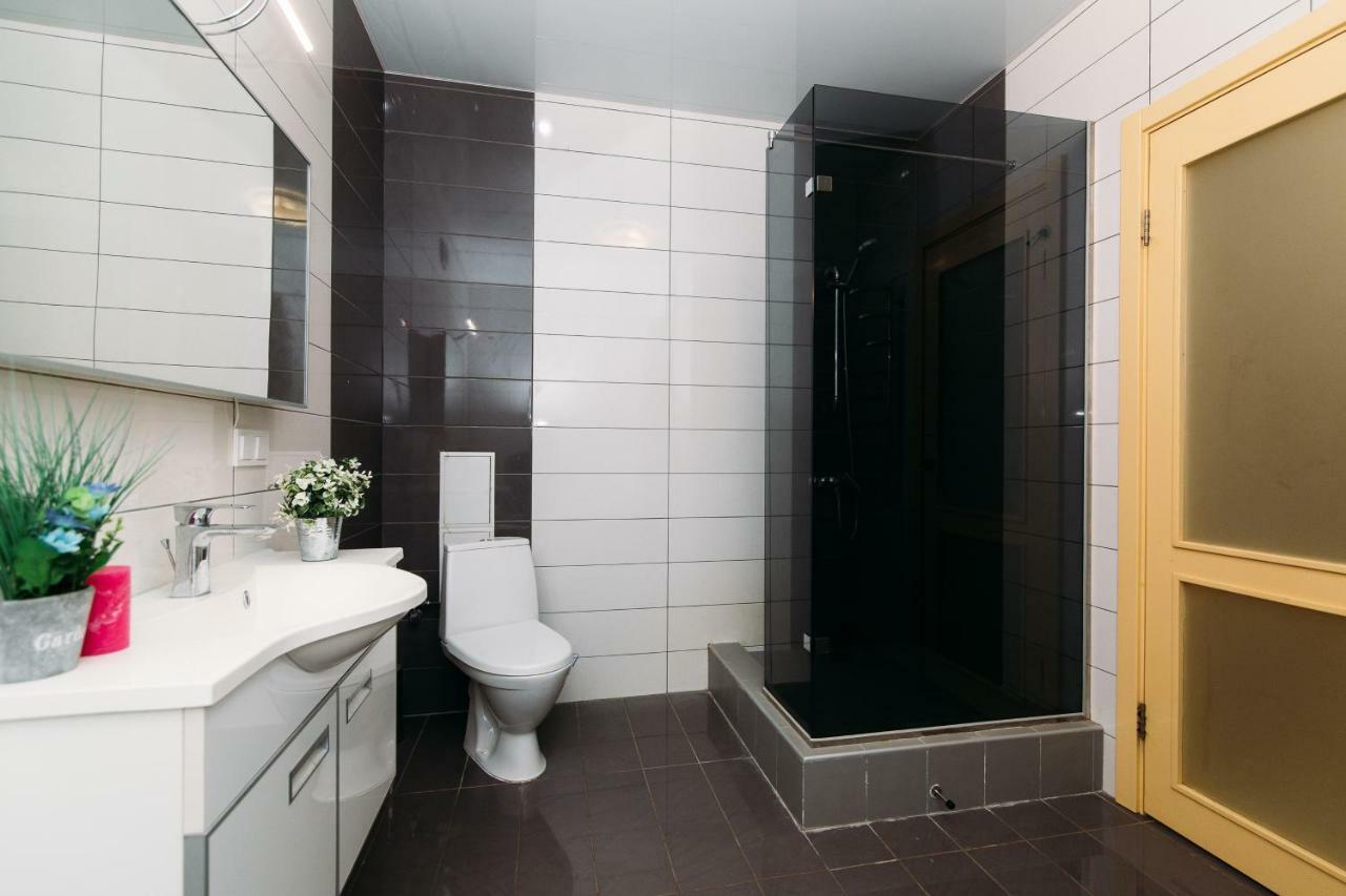 Luxury Studio Apart-Hotel In Centre 2 Room Sumy Bagian luar foto